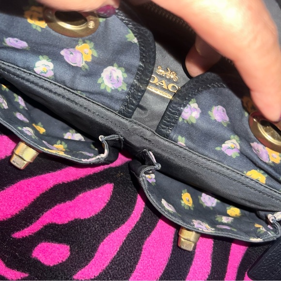 👑✅PRICE FIRM✅Coach Black Leather and Nylon Utility Shoulder Hobo Bag - Picture 9 of 16